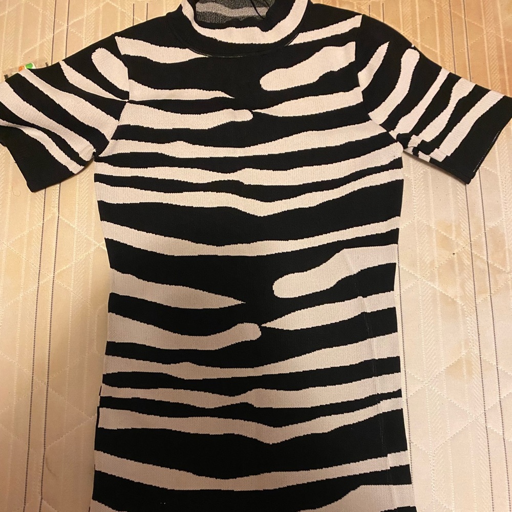 Akira Zebra Dress Size Small USED